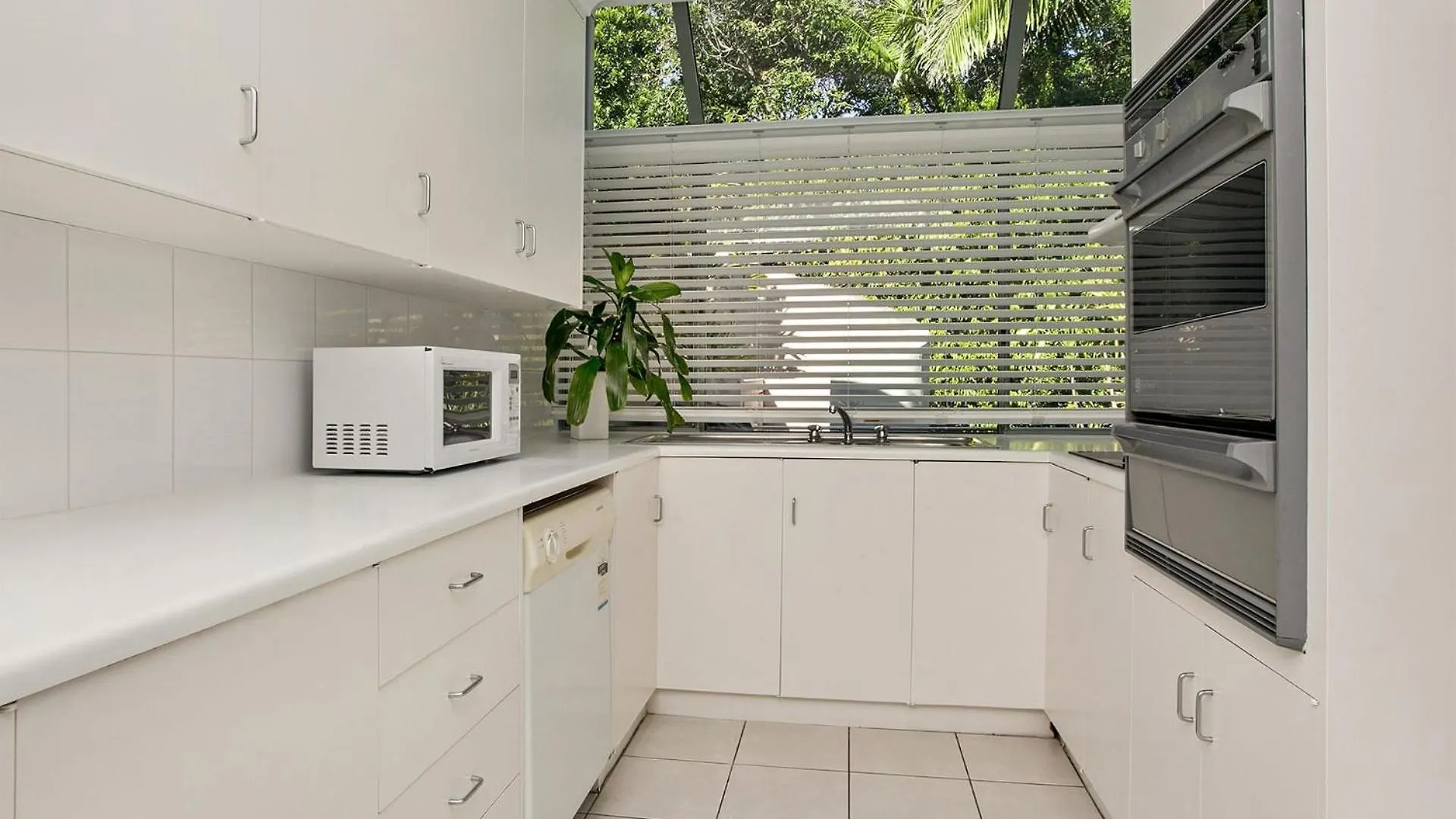 A Perfect Stay - 2 James Cook Apartments Μπάιρον Μπέι